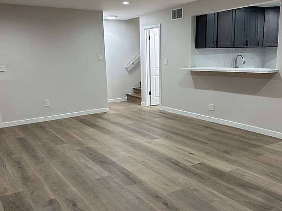 4th image of 3932 Green Ave APT 1