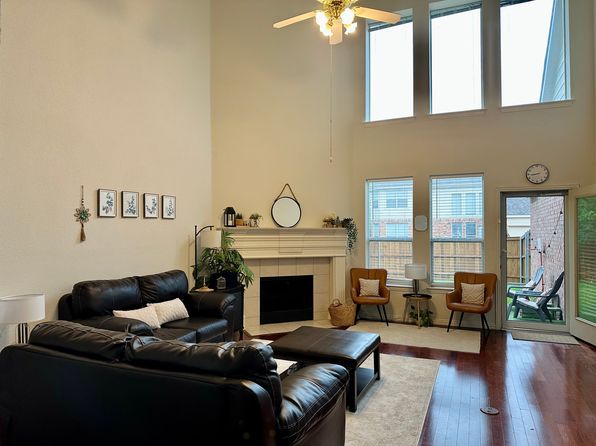 3633 Dripping Springs Dr