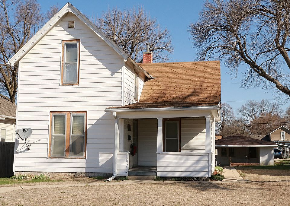 1406 Grant St Beatrice NE 68310 Zillow