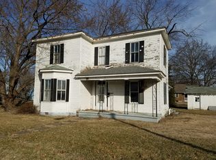 1811 Franklin St, Breese, IL