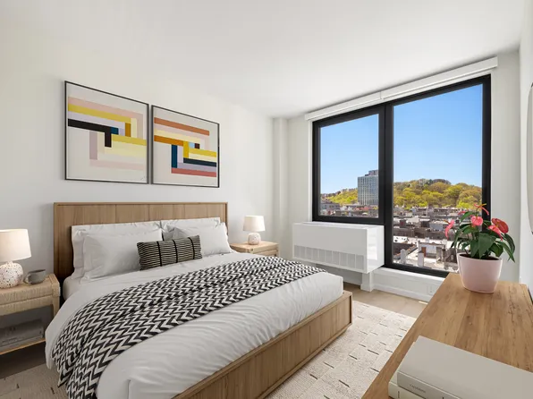 4778 Broadway image 2 of 8