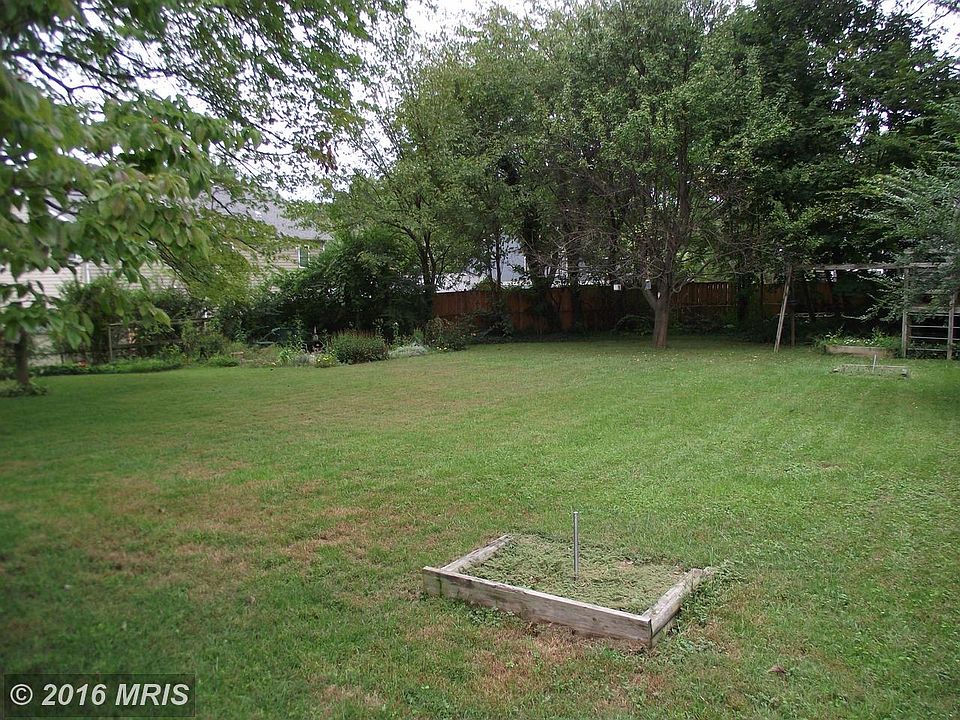 2nd image of 1403 Patrick Cir SW