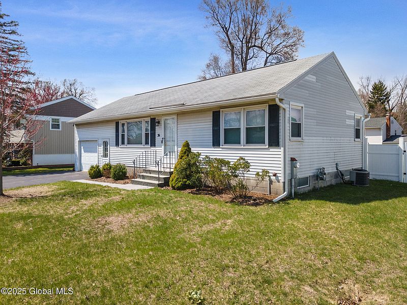 5th image of 36 Red Fox Drive