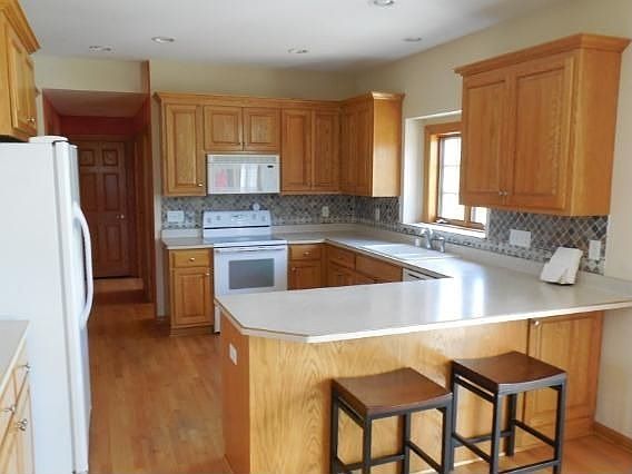 3rd image of W234N7791 Cranberry Ct