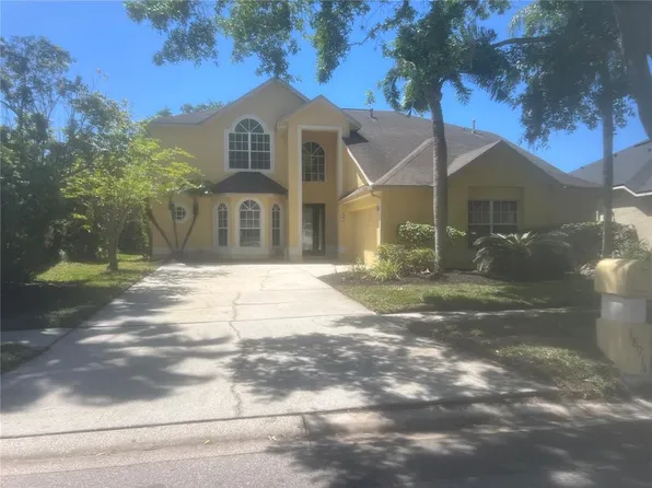 18914 Maisons Dr, Lutz, FL 33558