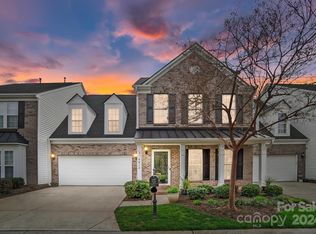 4912 Lebaron St, Charlotte, NC 28270