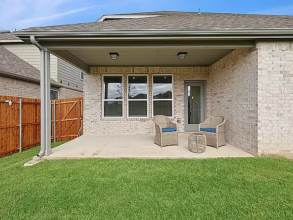 3621 Cadogan St — Photo 19