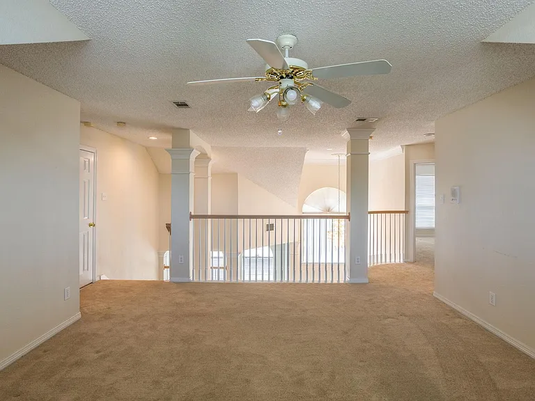 1304 Pagewynne Dr — Photo 18