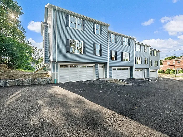 12 Miller St #2