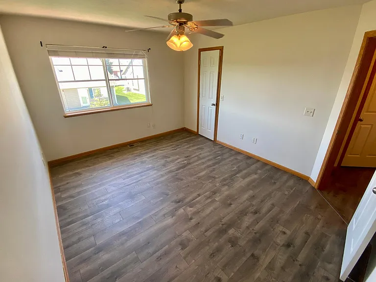 8605 Dunrovin Rd — Photo 15