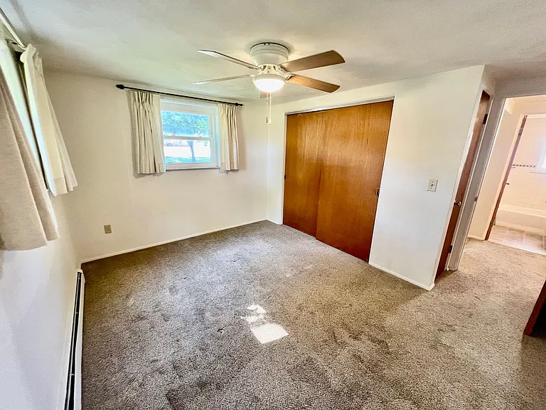 301 N. Main — Photo 5