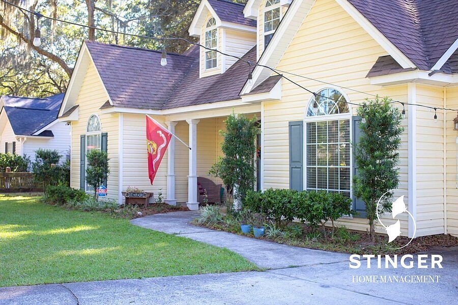 1st image of 7 Meagan Dr