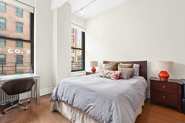 Sold by Compass | media 6
