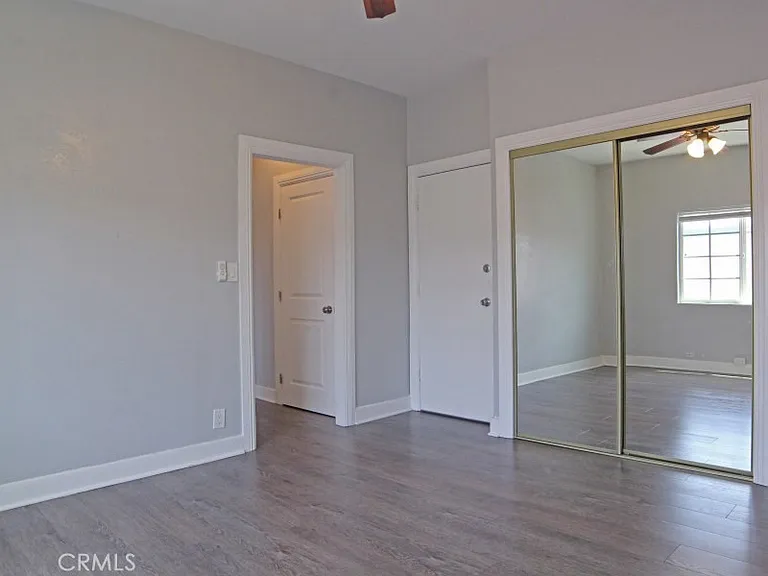 3111 Kenwood Ave — Photo 3