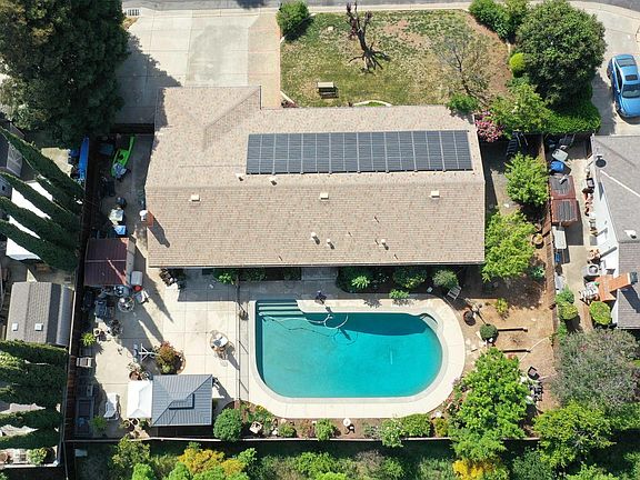 5th image of 5565 Banff Ct