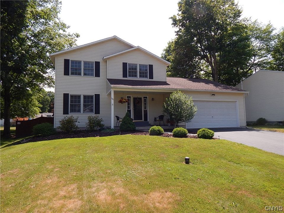 1st image of 107 Old Semet Ln