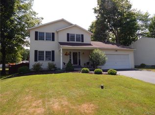 107 Old Semet Ln, Syracuse, NY 13219