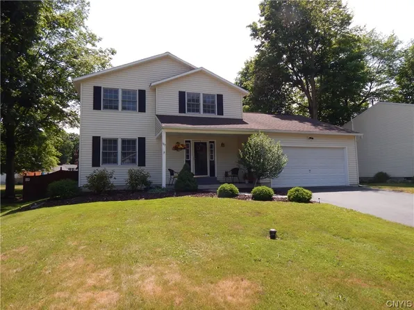 107 Old Semet Ln, Syracuse, NY 13219