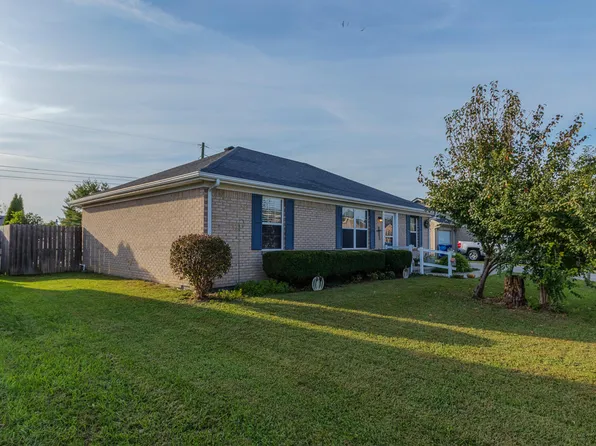 247 Marcellus Dr, Berea, KY 40403