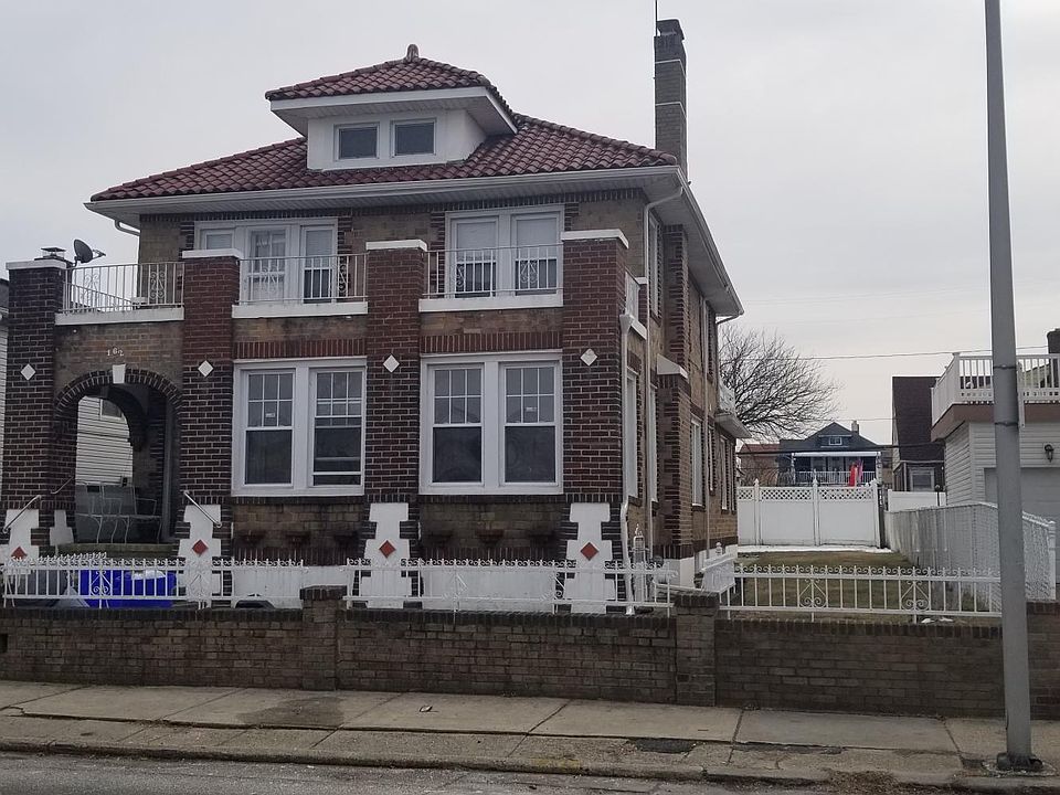 1st image of 162 W Hudson St