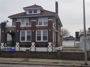 162 W Hudson St, Long Beach, NY 11561