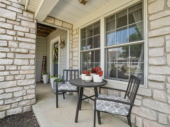 4th image of 6013 Canyon Creek Dr #202
