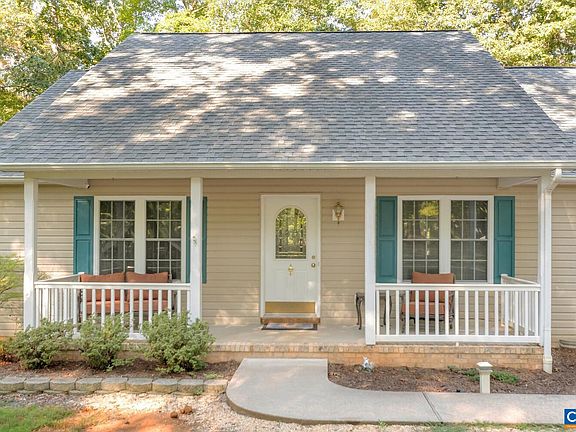 5th image of 704 Fox Hollow Ln