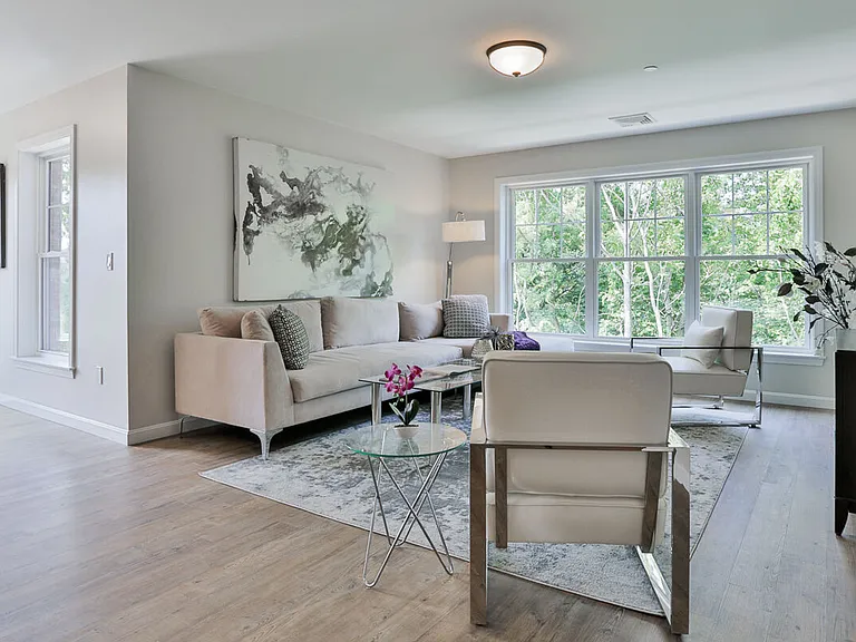 The Fairmount North Shore — Photo 12