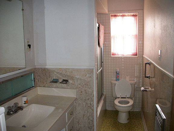 4th image of 2138 Lemart Dr