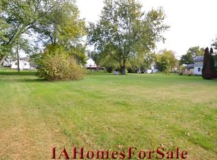 131 Main St NW, Shellsburg, IA 52332