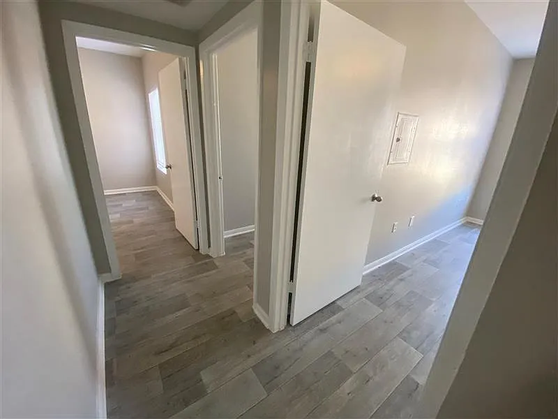 Granada Place