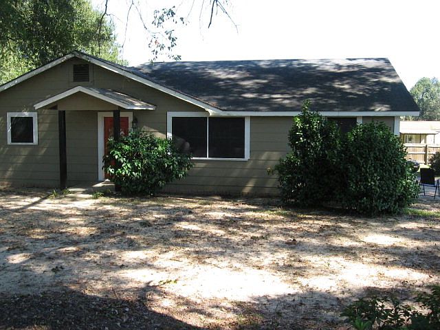 1st image of 1733 Highway 588