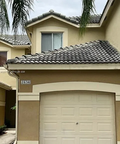 2434 Cordoba Bnd #2434 — Photo 2