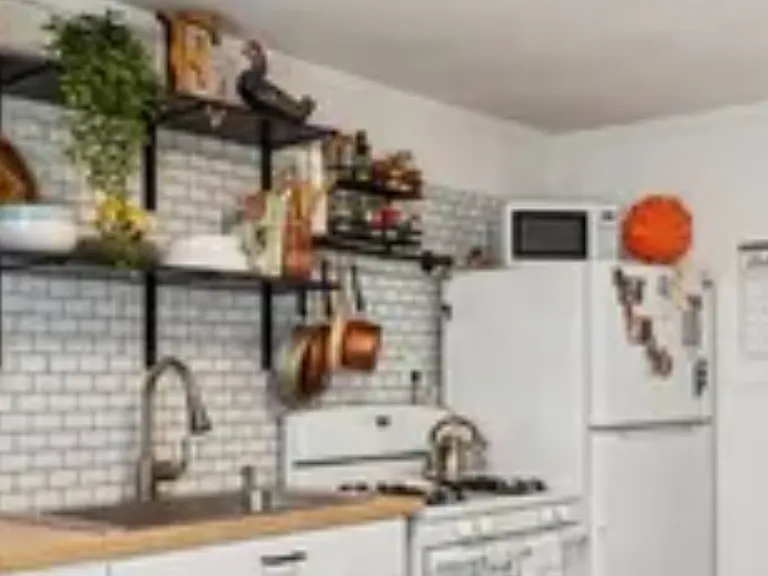 67 Pleasant St #1 — Photo 5