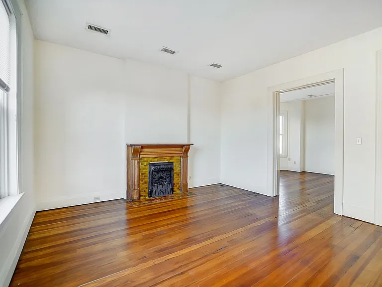 508 Greenup St — Photo 25