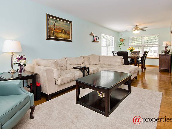 Living Room / Dining Room