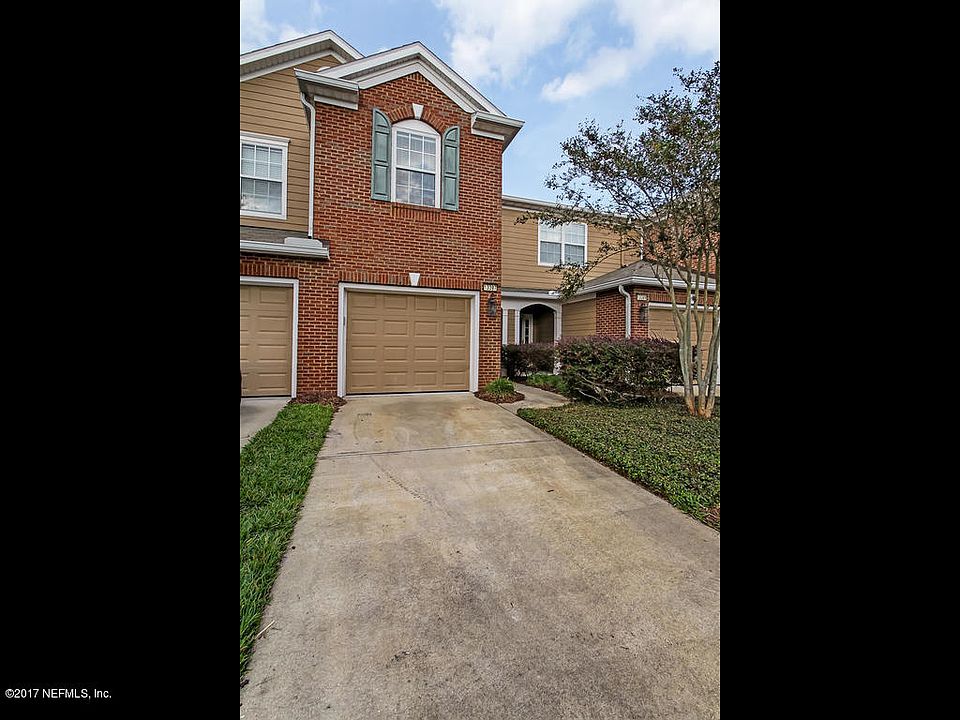 1st image of 13387 Stone Pond Dr