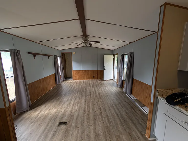 102 Rolandi Ct — Photo 4