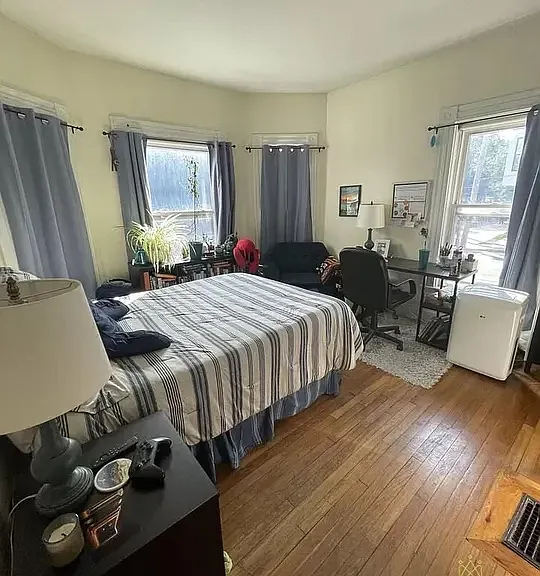 185 Beacon St #1 — Photo 7