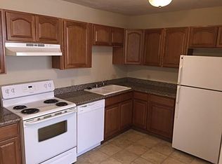 95 Cohasset St APT 2, Worcester, MA 01604