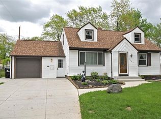 1143 Parkhurst Blvd, Tonawanda, NY 14150