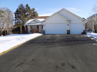 13540 Birdsong Ct, Rosemount, MN 55068