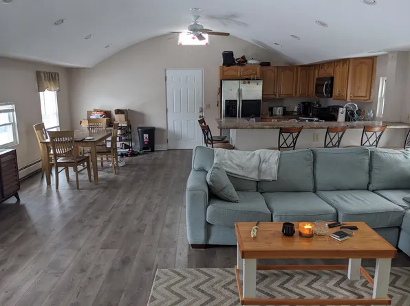 40 Summer Street, Rutland City, VT 05701