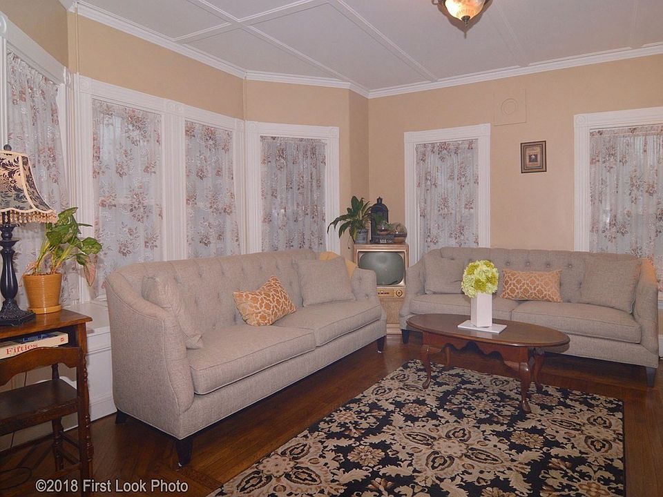 21 Otis St, Mansfield, MA 02048 Zillow