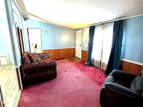 3rd image of 29 Cherokee Ln