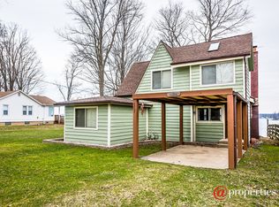 8207 Pokagon Rd, Watervliet, MI 49098