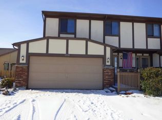 1030 Bent Tree Ct, Elgin, IL 60120