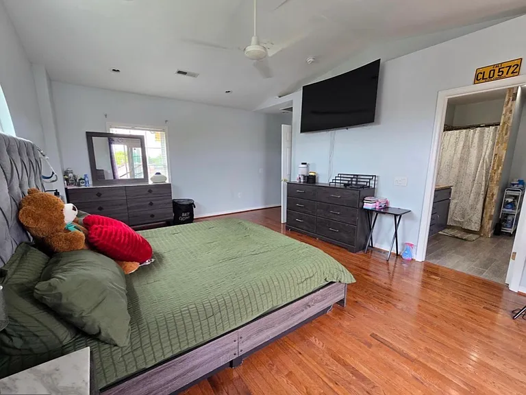 7513 Saffron Ct — Photo 22