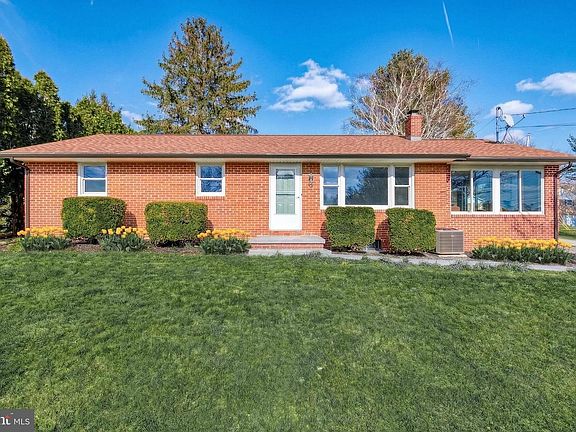 3rd image of 2347 Mardale Dr