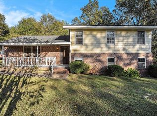 305 Sims St, Barnesville, GA 30204